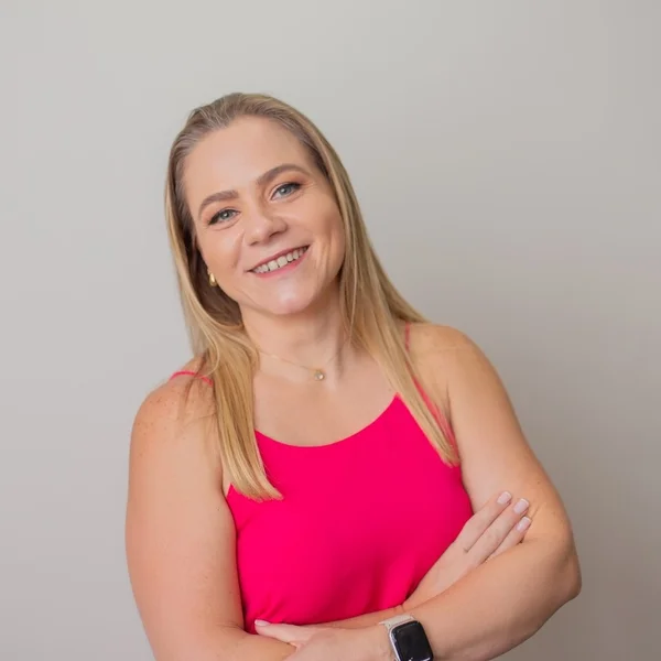 Dra. Adriana Martins Boareto